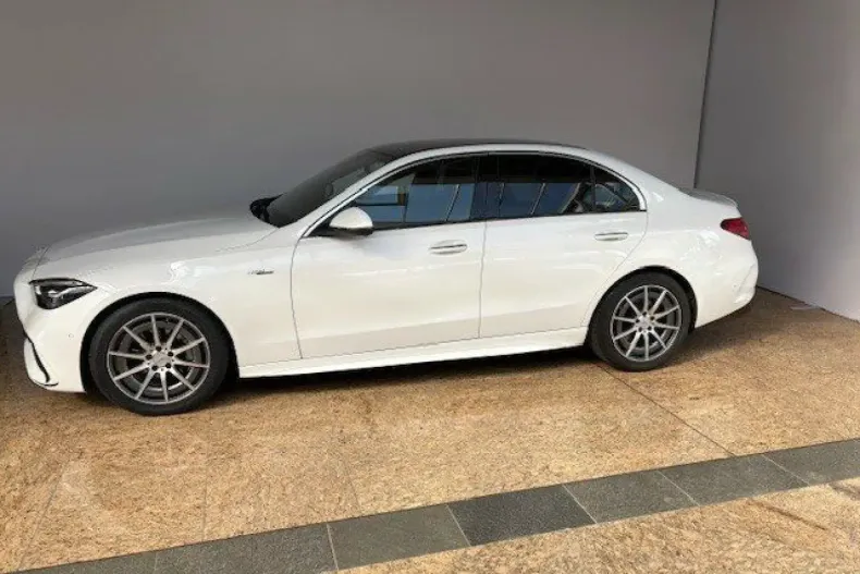 Mercedes-Benz C 43 AMG din 2024 cu 14.421 km - oferta MER169333 - foto 3