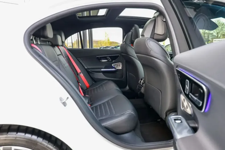 Mercedes-Benz C 43 AMG din 2024 cu 17.539 km - oferta MER169334 - foto 8