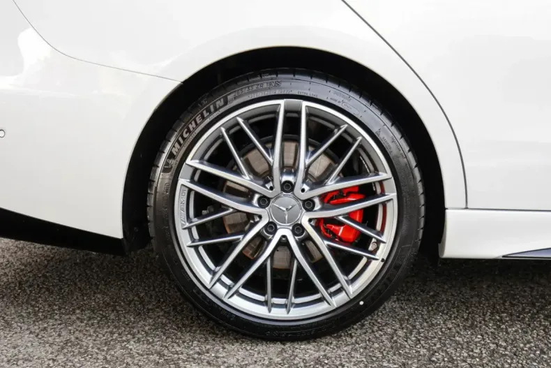 Mercedes-Benz C 43 AMG din 2024 cu 17.539 km - oferta MER169334 - foto 9