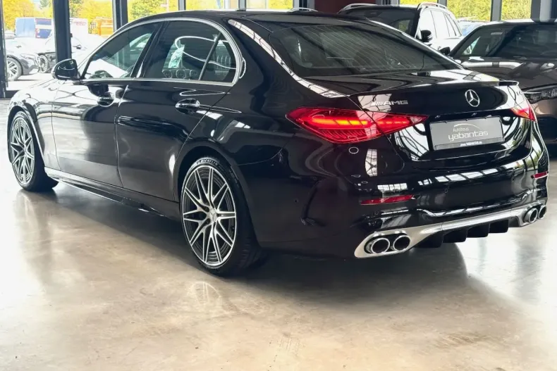 Mercedes-Benz C 43 AMG din 2024 cu 7.032 km - oferta MER169335 - foto 4