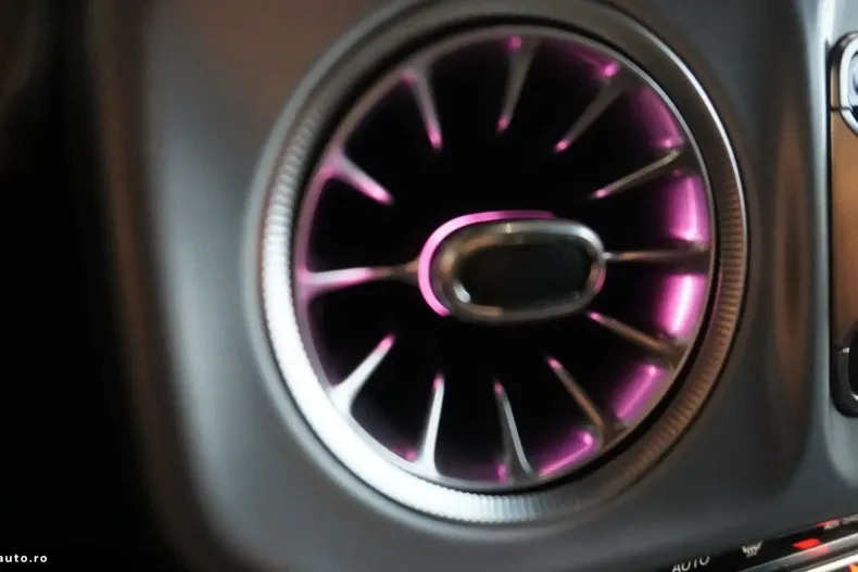 Mercedes-Benz G 63 AMG din 2024 cu 20.000 km - oferta MER169353 - foto 48