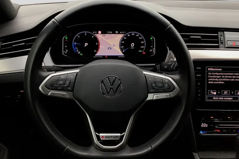 Volkswagen Passat Variant din 2022 cu 64.678 km - oferta VOL169356 - foto 7