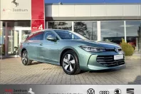 Volkswagen Passat Variant din 2025 cu 6.000 km - oferta VOL169357 - foto 1