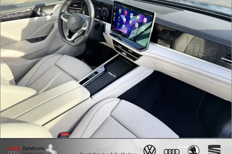 Volkswagen Passat Variant din 2025 cu 6.000 km - oferta VOL169357 - foto 10