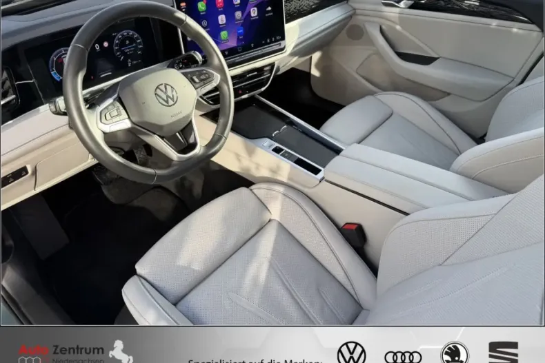 Volkswagen Passat Variant din 2025 cu 6.000 km - oferta VOL169357 - foto 13