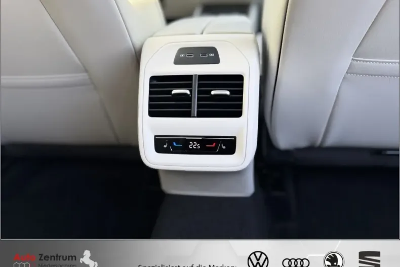 Volkswagen Passat Variant din 2025 cu 6.000 km - oferta VOL169357 - foto 18