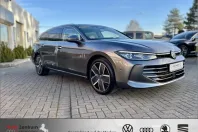 Volkswagen Passat Variant din 2024 cu 11.500 km - oferta VOL169359 - foto 1