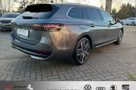 Volkswagen Passat Variant din 2024 cu 11.500 km - oferta VOL169359 - foto 4