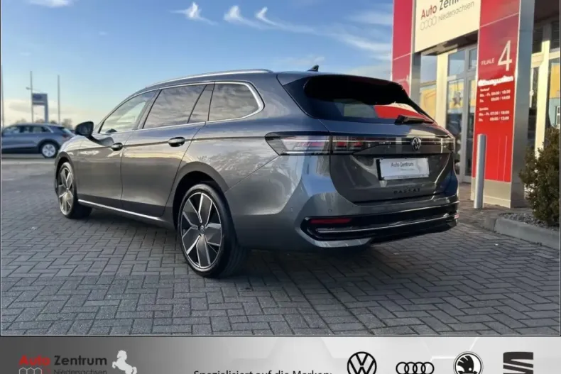 Volkswagen Passat Variant din 2024 cu 11.500 km - oferta VOL169359 - foto 7