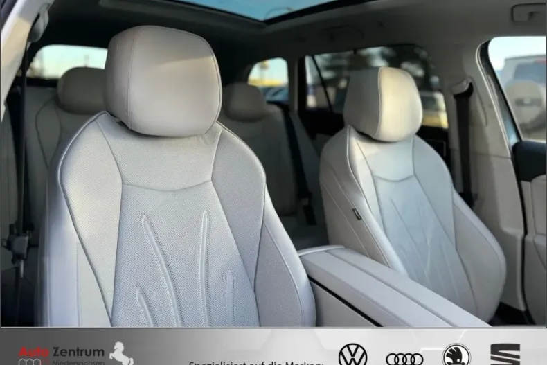 Volkswagen Passat Variant din 2024 cu 11.500 km - oferta VOL169359 - foto 14