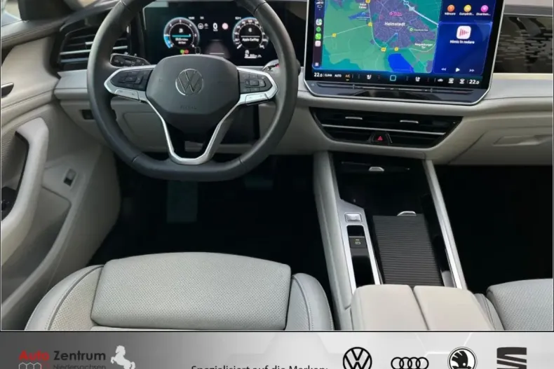 Volkswagen Passat Variant din 2024 cu 11.500 km - oferta VOL169359 - foto 17