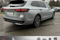 Volkswagen Passat Variant din 2025 cu 4.000 km - oferta VOL169360 - foto 5