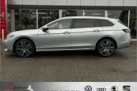 Volkswagen Passat Variant din 2025 cu 4.000 km - oferta VOL169360 - foto 8