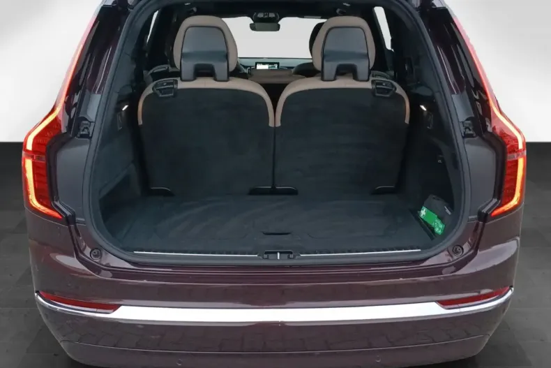 Volvo XC90 din 2024 cu 6.400 km - oferta VOL169377 - foto 17