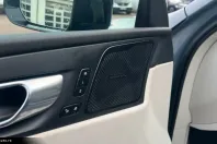 Volvo XC60 din 2022 cu 49.900 km - oferta VOL169381 - foto 17