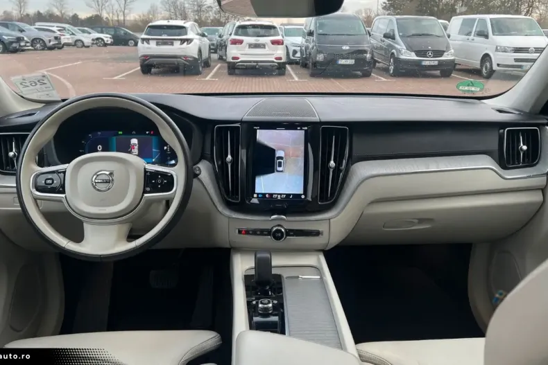 Volvo XC60 din 2022 cu 49.900 km - oferta VOL169381 - foto 32