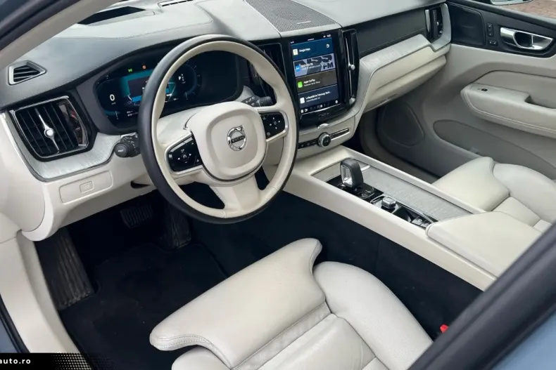 Volvo XC60 din 2022 cu 49.900 km - oferta VOL169382 - foto 1