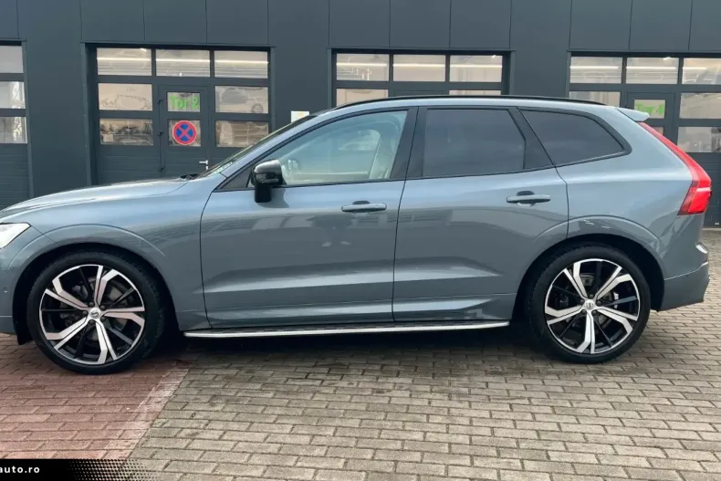 Volvo XC60 din 2022 cu 49.900 km - oferta VOL169382 - foto 4