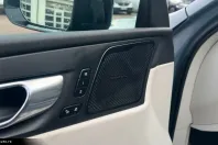 Volvo XC60 din 2022 cu 49.900 km - oferta VOL169382 - foto 18