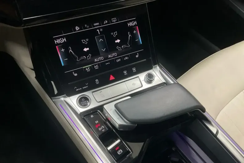 Audi Q8 e-tron din 2023 cu 39.850 km - oferta AUD169383 - foto 18