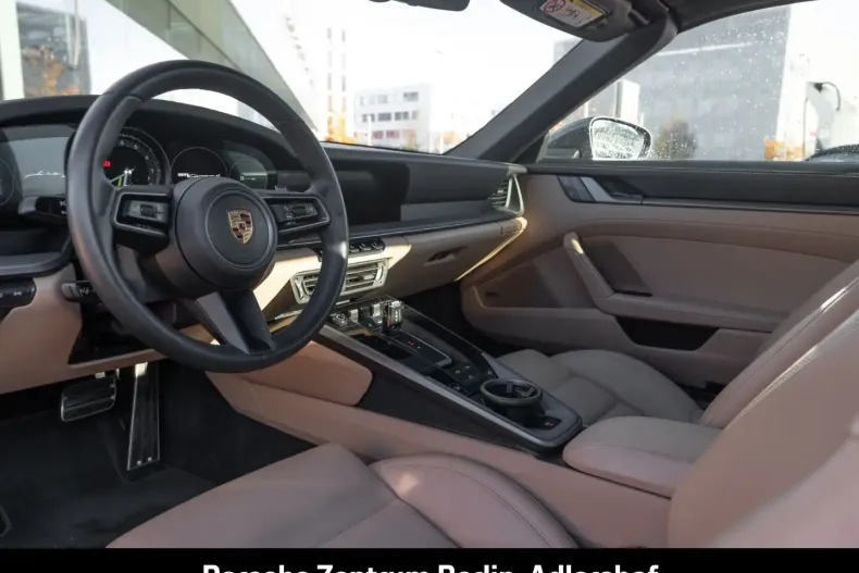 Porsche 992 din 2022 cu 23.918 km - oferta POR169384 - foto 4