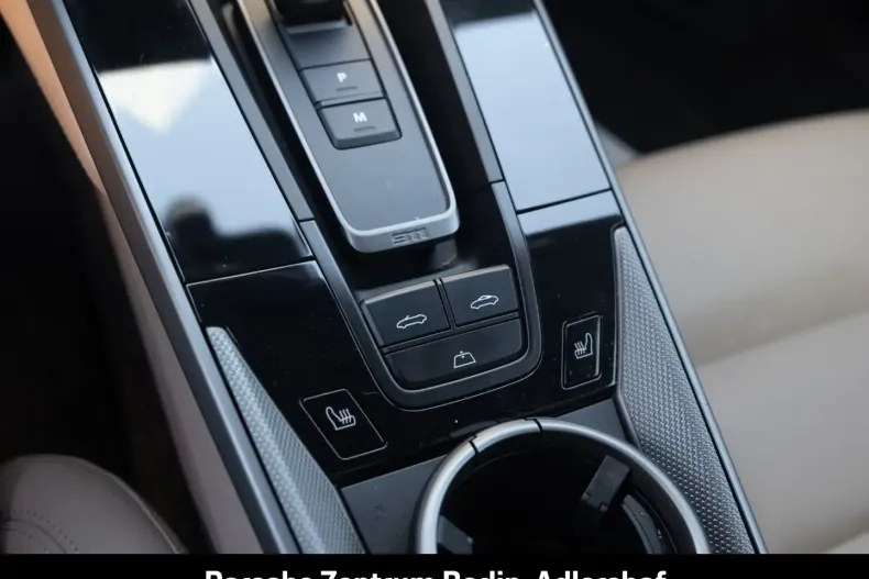 Porsche 992 din 2022 cu 23.918 km - oferta POR169384 - foto 26