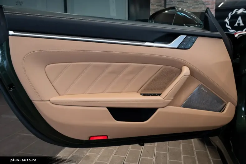 Porsche 911 din 2022 cu 14.400 km - oferta POR169385 - foto 47