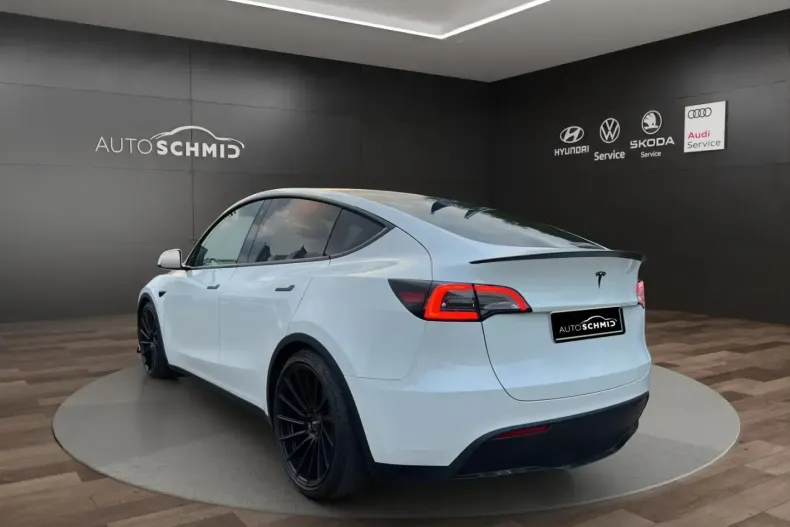 Tesla Model Y din 2023 cu 13.500 km - oferta TES169393 - foto 4