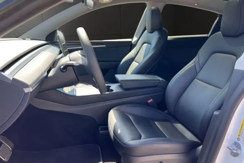 Tesla Model Y din 2023 cu 13.500 km - oferta TES169393 - foto 9