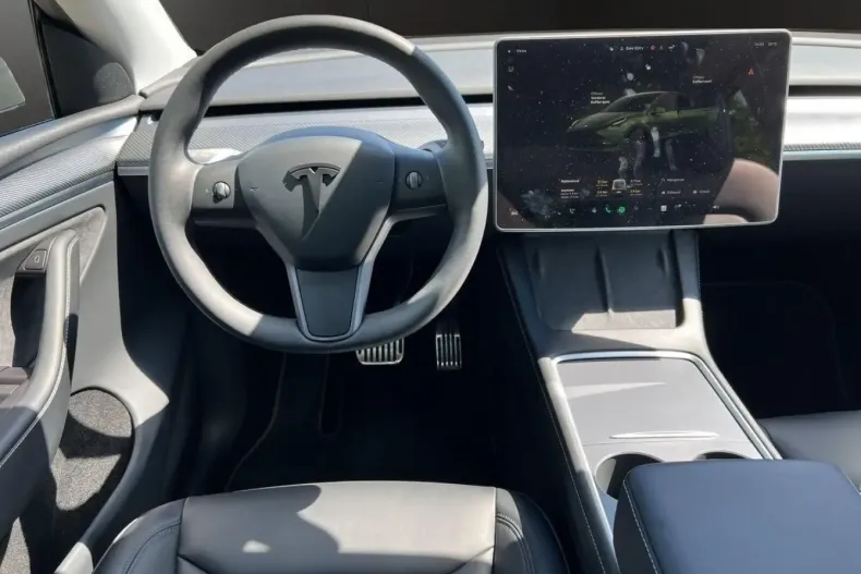 Tesla Model Y din 2023 cu 13.500 km - oferta TES169393 - foto 11