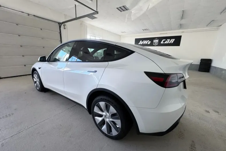 Tesla Model Y din 2023 cu 26.500 km - oferta TES169394 - foto 4