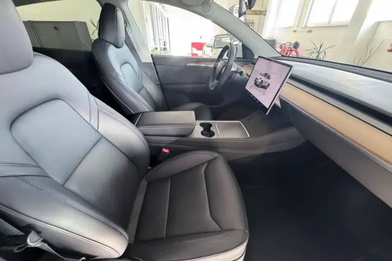 Tesla Model Y din 2023 cu 26.500 km - oferta TES169394 - foto 15