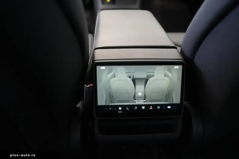 Tesla Model 3 din 2024 cu 43.534 km - oferta TES169396 - foto 13