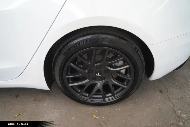 Tesla Model 3 din 2024 cu 43.534 km - oferta TES169396 - foto 14