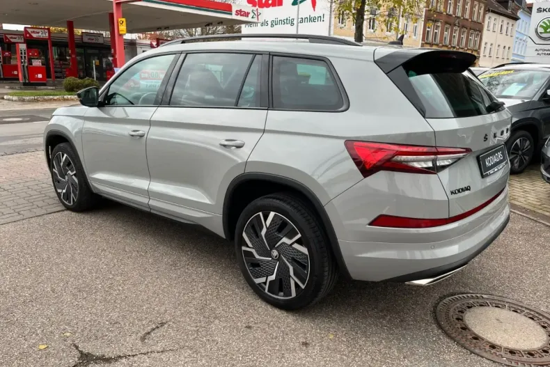 Skoda Kodiaq din 2023 cu 24.030 km - oferta SKO169400 - foto 4