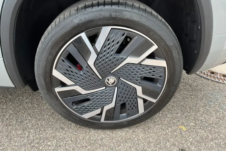 Skoda Kodiaq din 2023 cu 24.030 km - oferta SKO169400 - foto 9