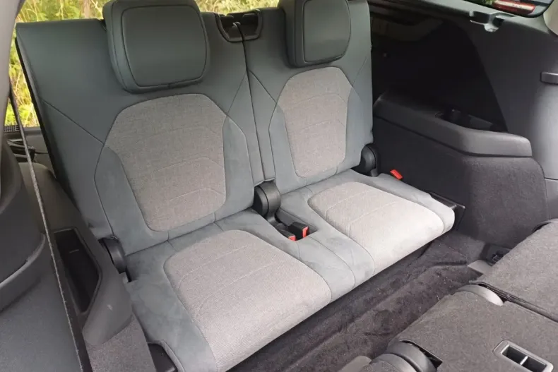 Skoda Kodiaq din 2024 cu 23.000 km - oferta SKO169403 - foto 17