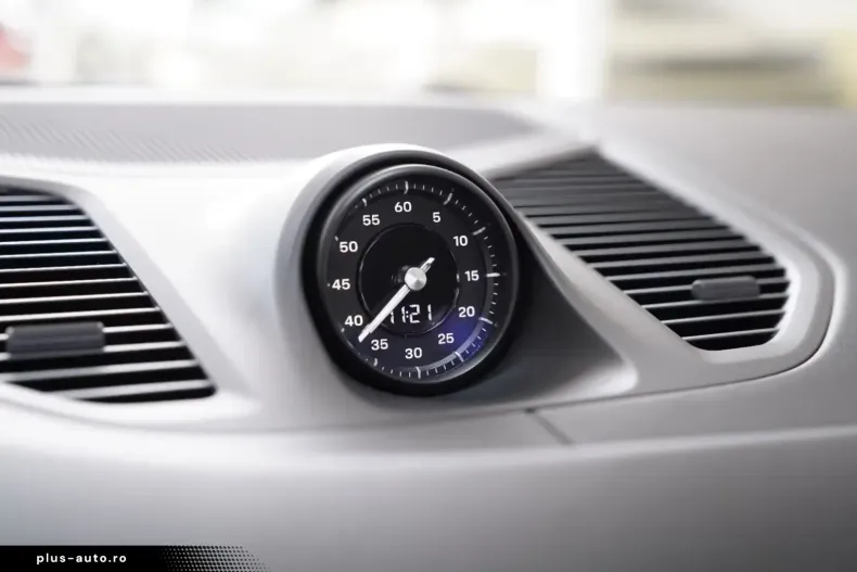 Porsche Cayenne din 2024 cu 8.770 km - oferta POR169409 - foto 20