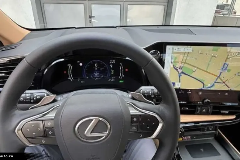 Lexus NX 450h din 2025 cu 11.000 km - oferta LEX169418 - foto 11