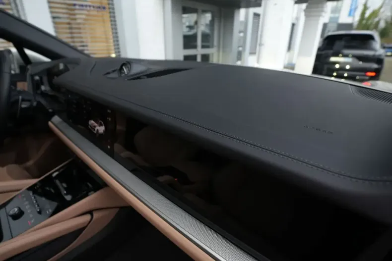 Porsche Cayenne din 2025 cu 10.000 km - oferta POR169421 - foto 39