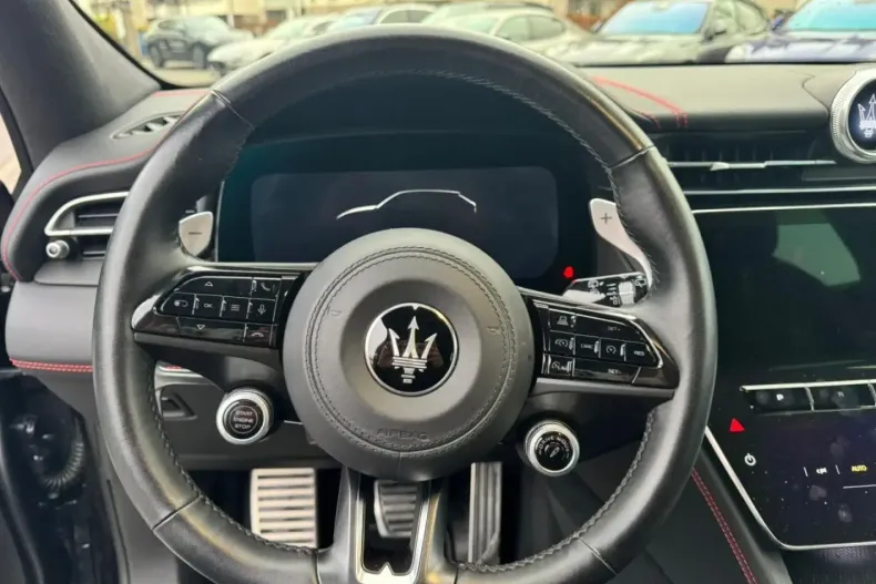 Maserati Grecale din 2022 cu 39.880 km - oferta MAS169424 - foto 12