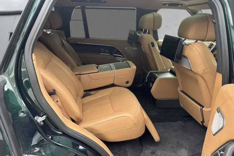 Land Rover Range Rover din 2025 cu 28.895 km - oferta LAN169426 - foto 5