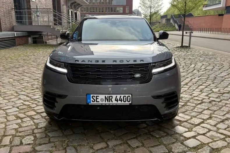 Land Rover Range Rover Velar din 2025 cu 10.850 km - oferta LAN169431 - foto 3