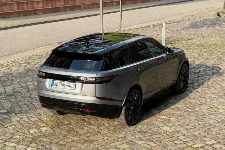 Land Rover Range Rover Velar din 2025 cu 10.850 km - oferta LAN169431 - foto 7