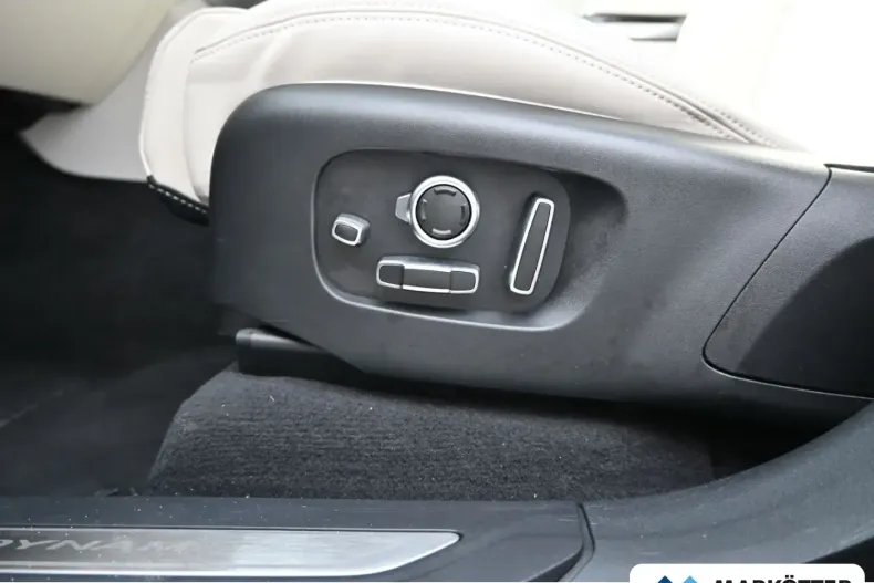 Land Rover Range Rover Velar din 2022 cu 55.499 km - oferta LAN169432 - foto 33