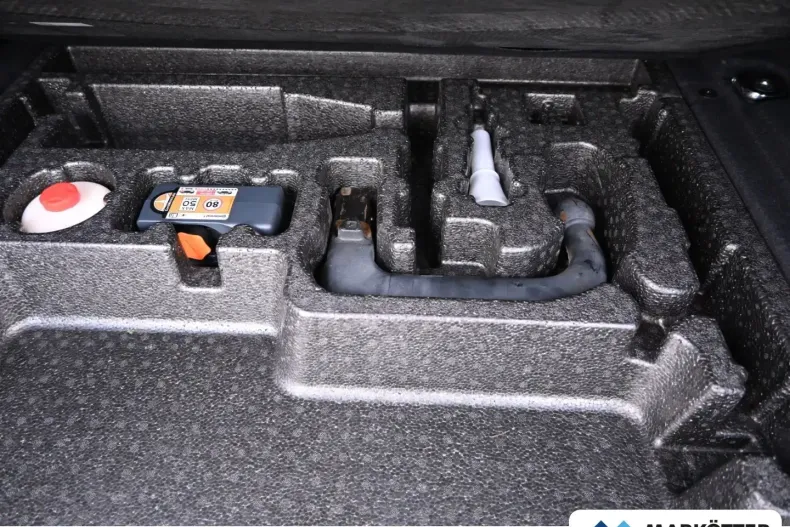 Land Rover Range Rover Velar din 2022 cu 55.499 km - oferta LAN169432 - foto 37