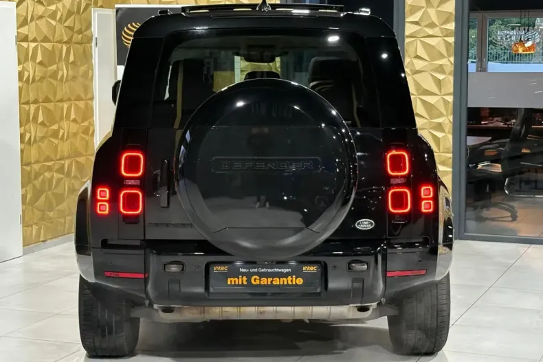 Land Rover Defender din 2022 cu 27.488 km - oferta LAN169433 - foto 8