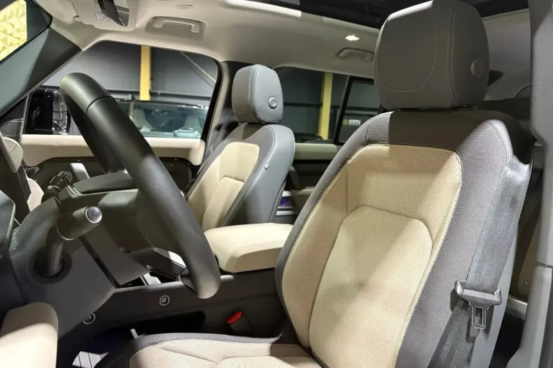 Land Rover Defender din 2022 cu 27.488 km - oferta LAN169433 - foto 16