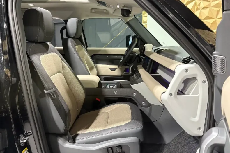 Land Rover Defender din 2022 cu 27.488 km - oferta LAN169433 - foto 17