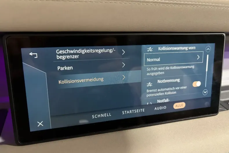 Land Rover Defender din 2022 cu 27.488 km - oferta LAN169433 - foto 35